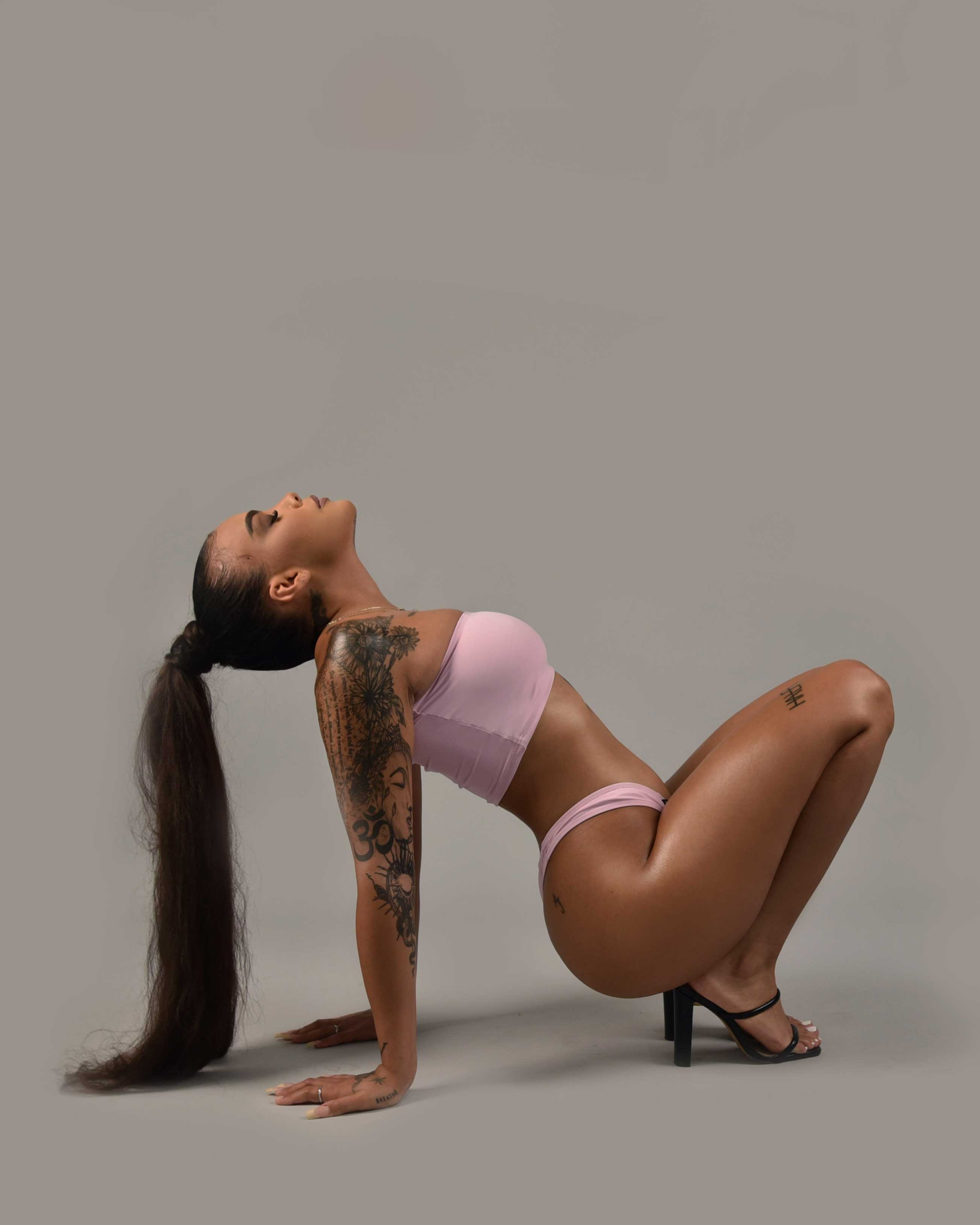 ROSE NAUNET TOP