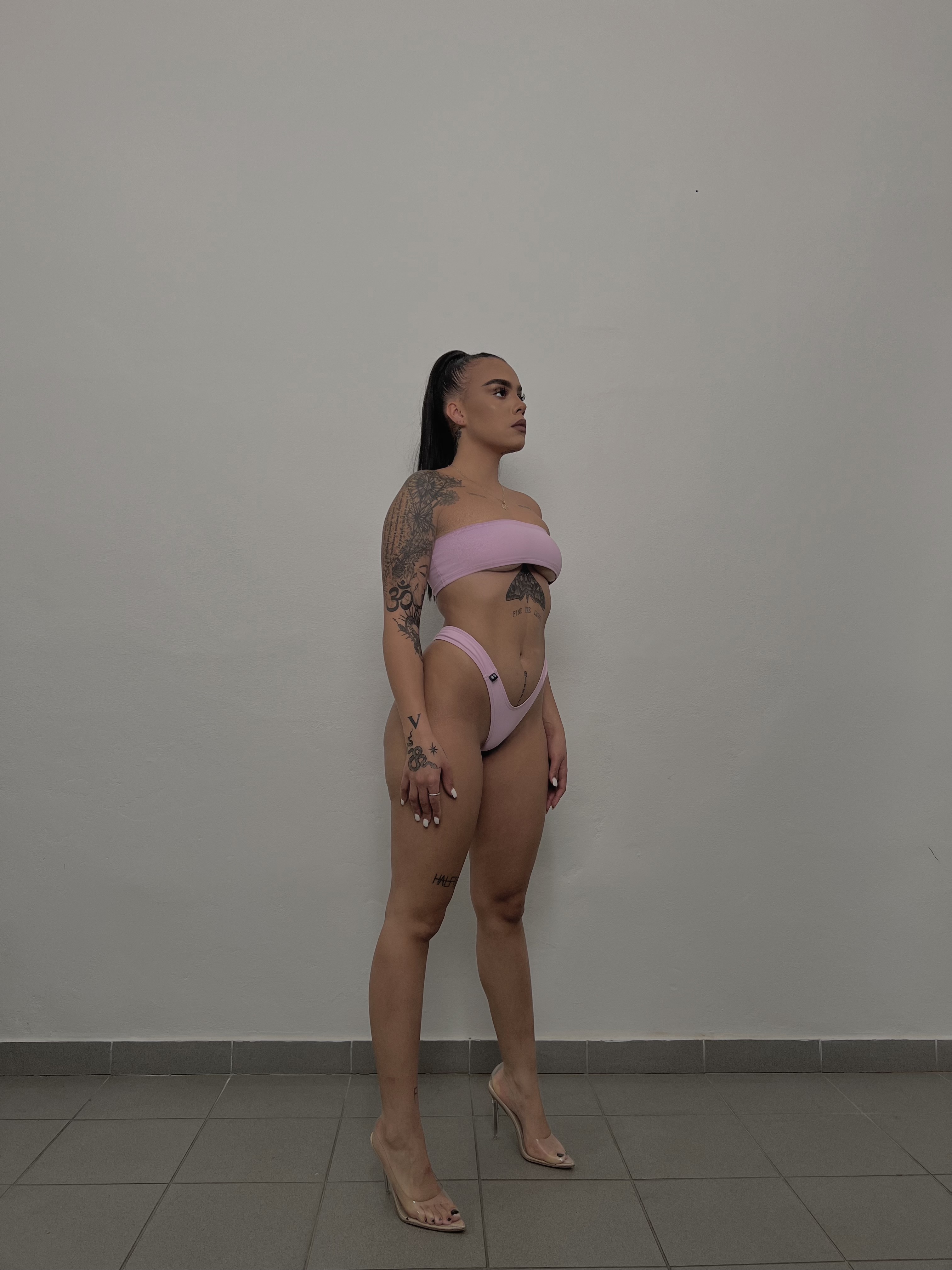 ROSE NAILAH TOP